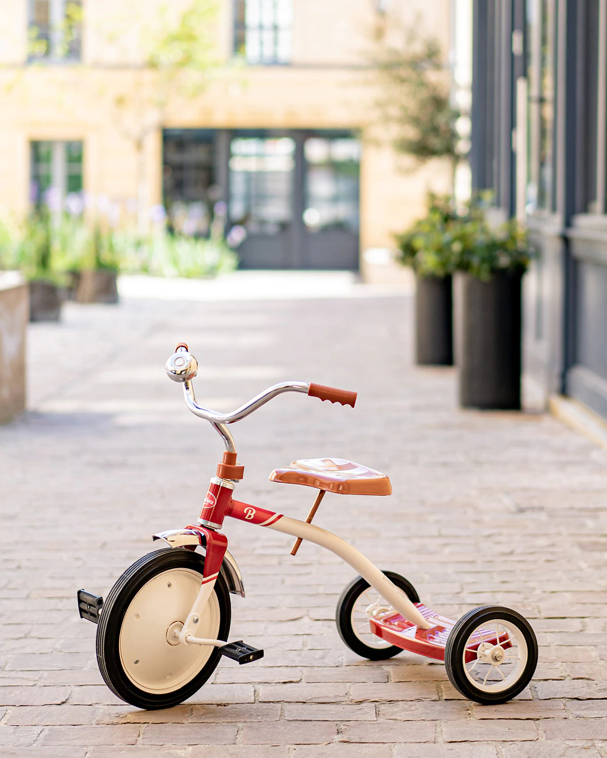 Baghera  Ride-On VINTAGE RED TRIKE